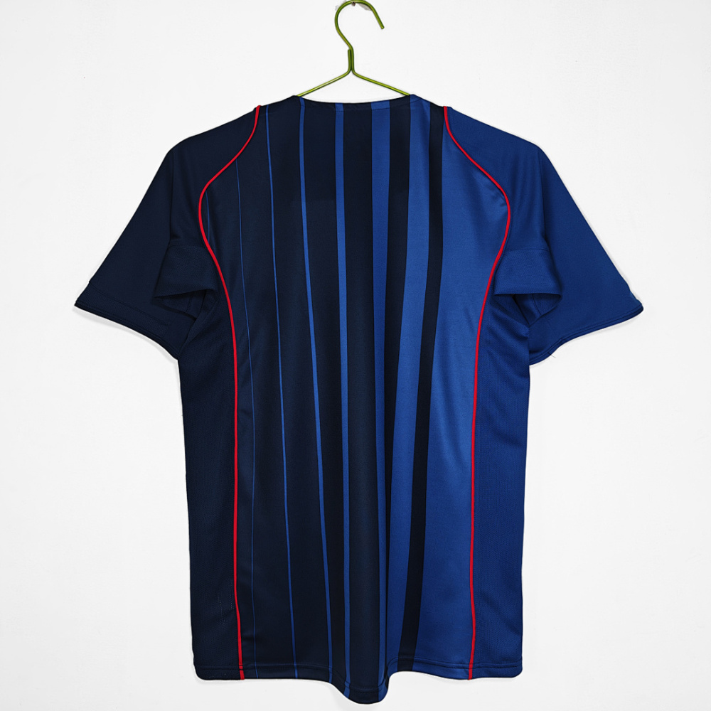 2004/05 Barcelona away Retro Fans version