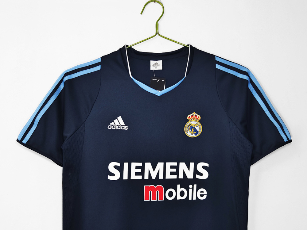 2003/04 Real Madrid away Retro Fan Version