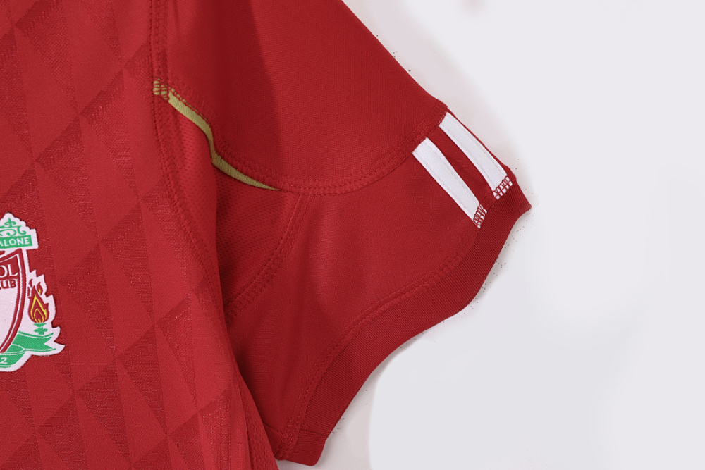 2010/11 Liverpool home retro Fans version