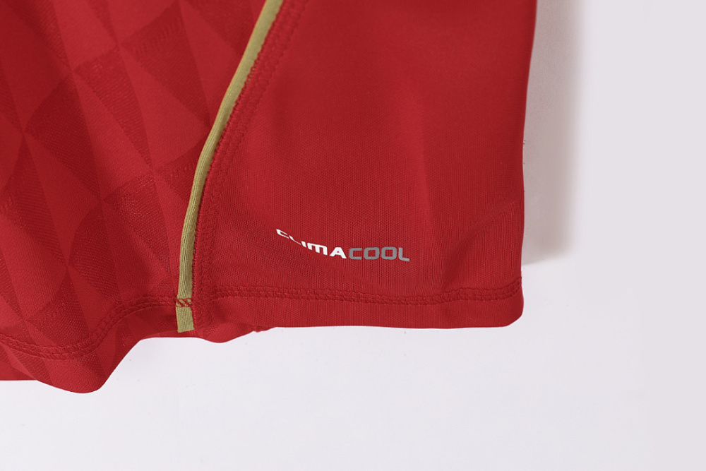 2010/11 Liverpool home retro Fans version