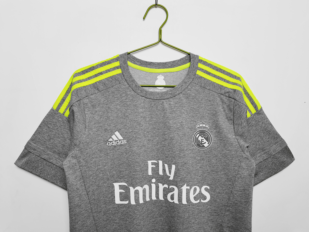 2015/16 Real Madrid away Retro Fan Version