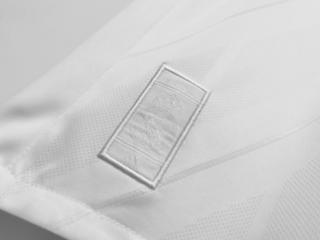 2017/18 Real Madrid home Retro Fan Version