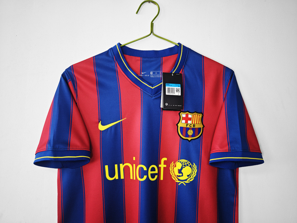2009/10 Barcelona home Retro Fans version