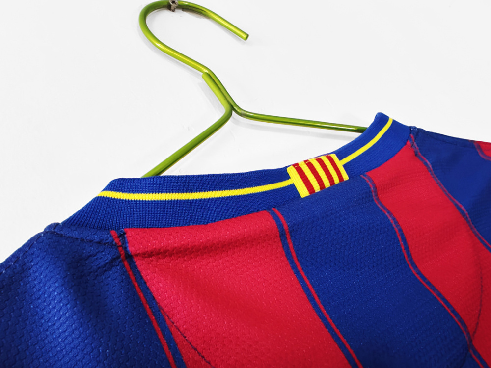 2009/10 Barcelona home Retro Fans version