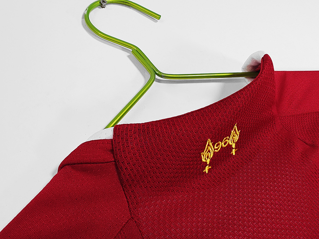 2019/20 Liverpool home retro Fans version