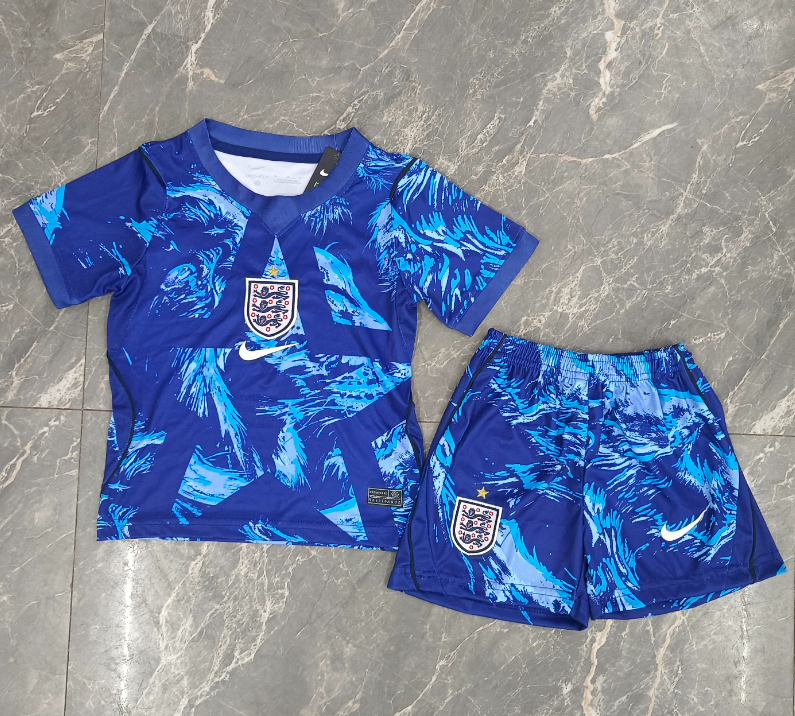 2026 England Goalkeeper Kids kit