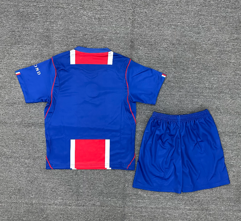 26/27 Paris home Kids kit