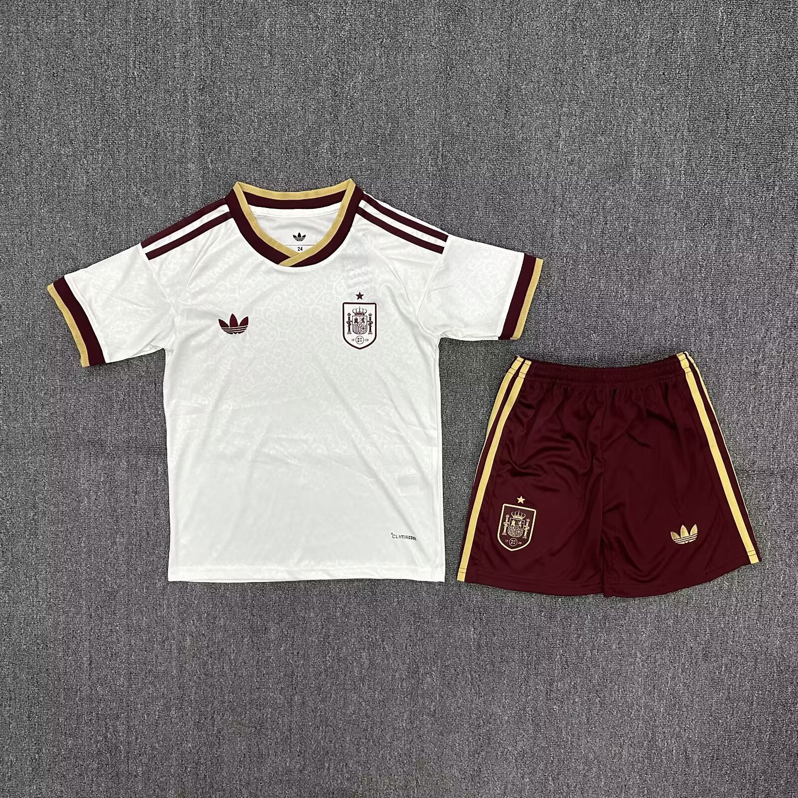 2026 World cup Spain away top thai best quality soccer Jersey kids kits sets