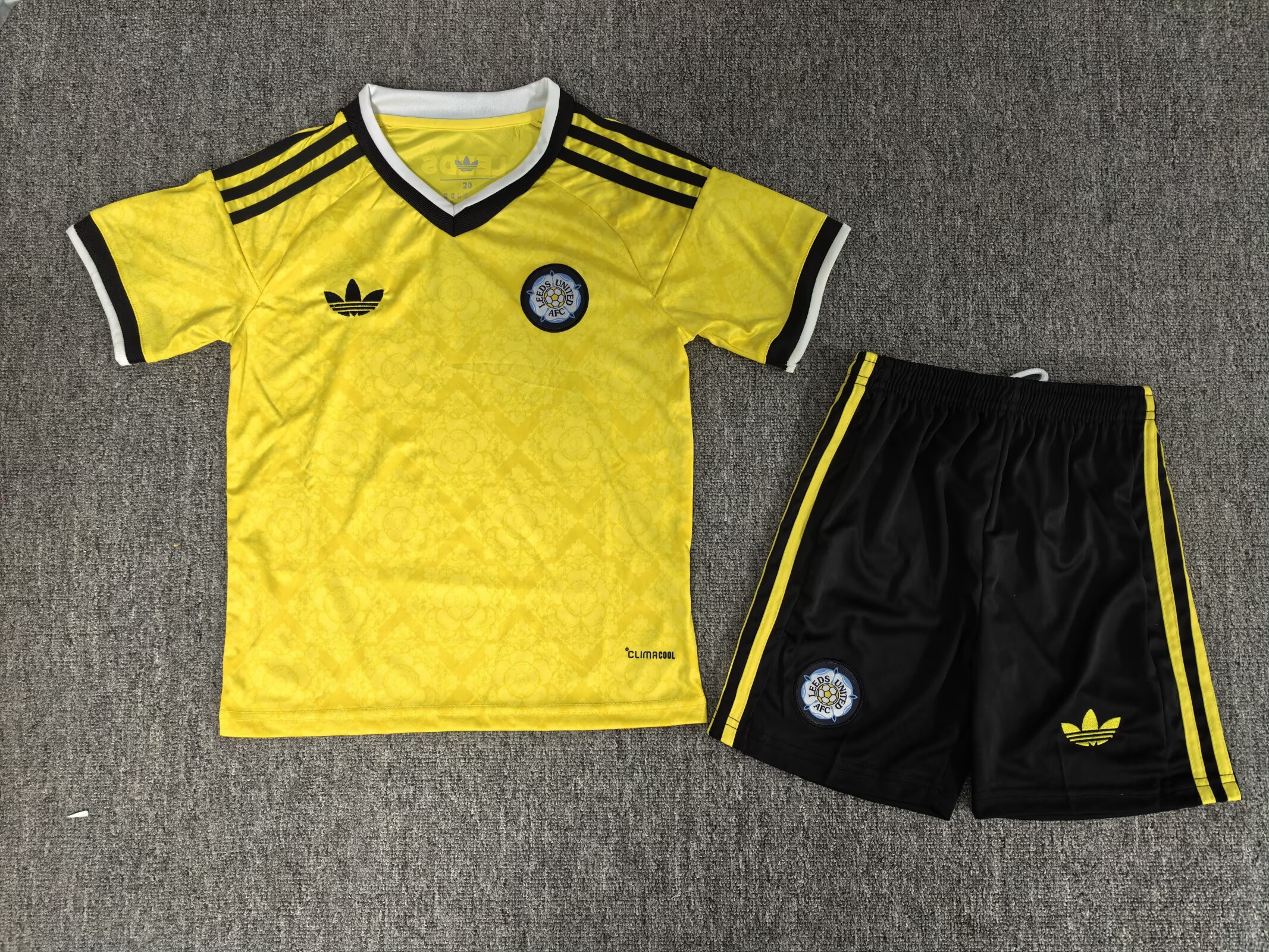 26/27 Season Leeds United away Kids kit