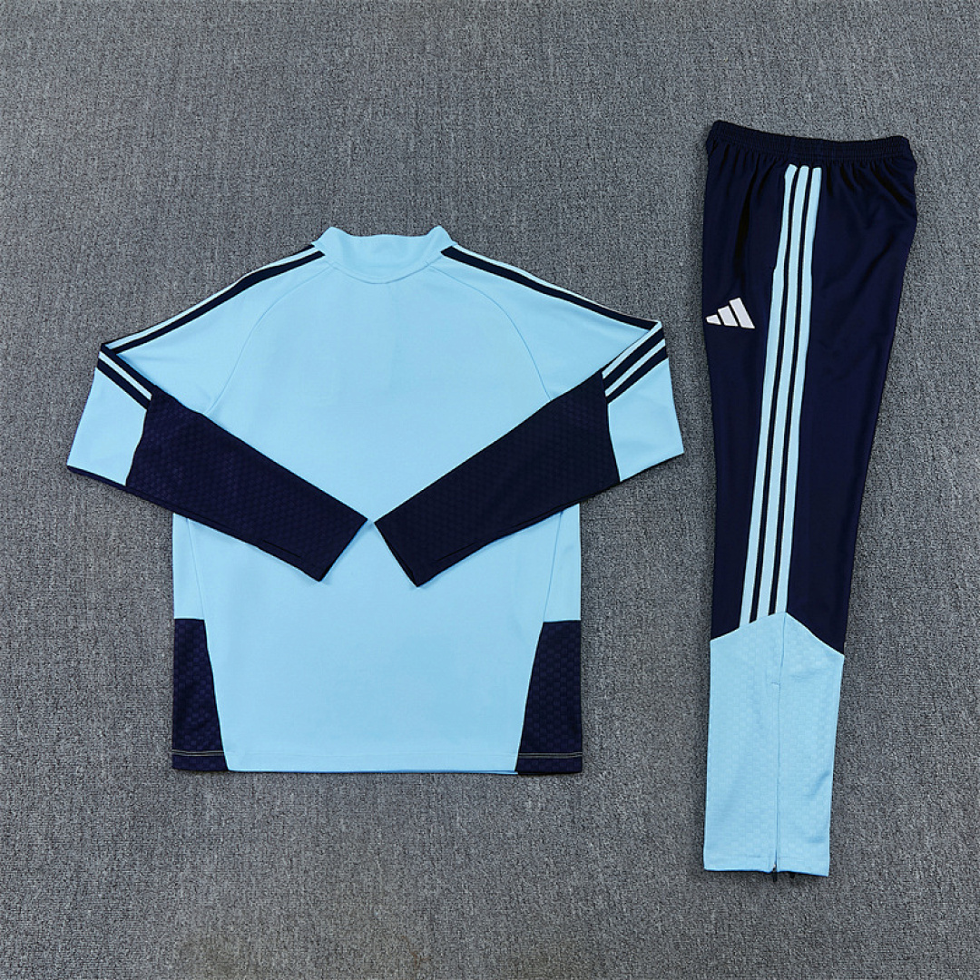 2026 2027 Argentina adult and kids tracksuit soccer jersey Light blue
