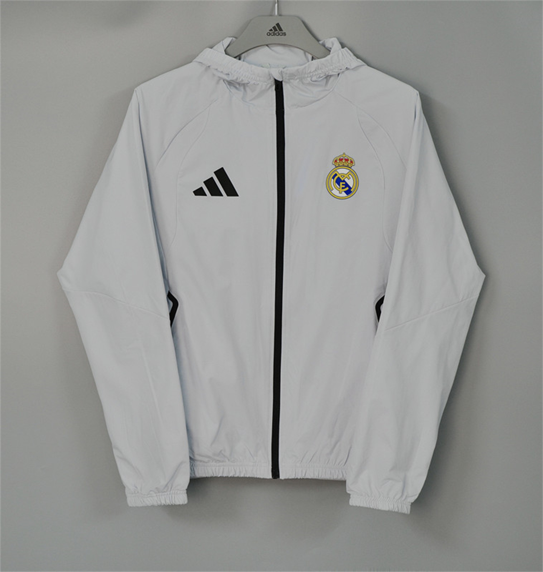 2006 07 Real Madrid  windbreaker Hooded jacket soccer jersey Light gray