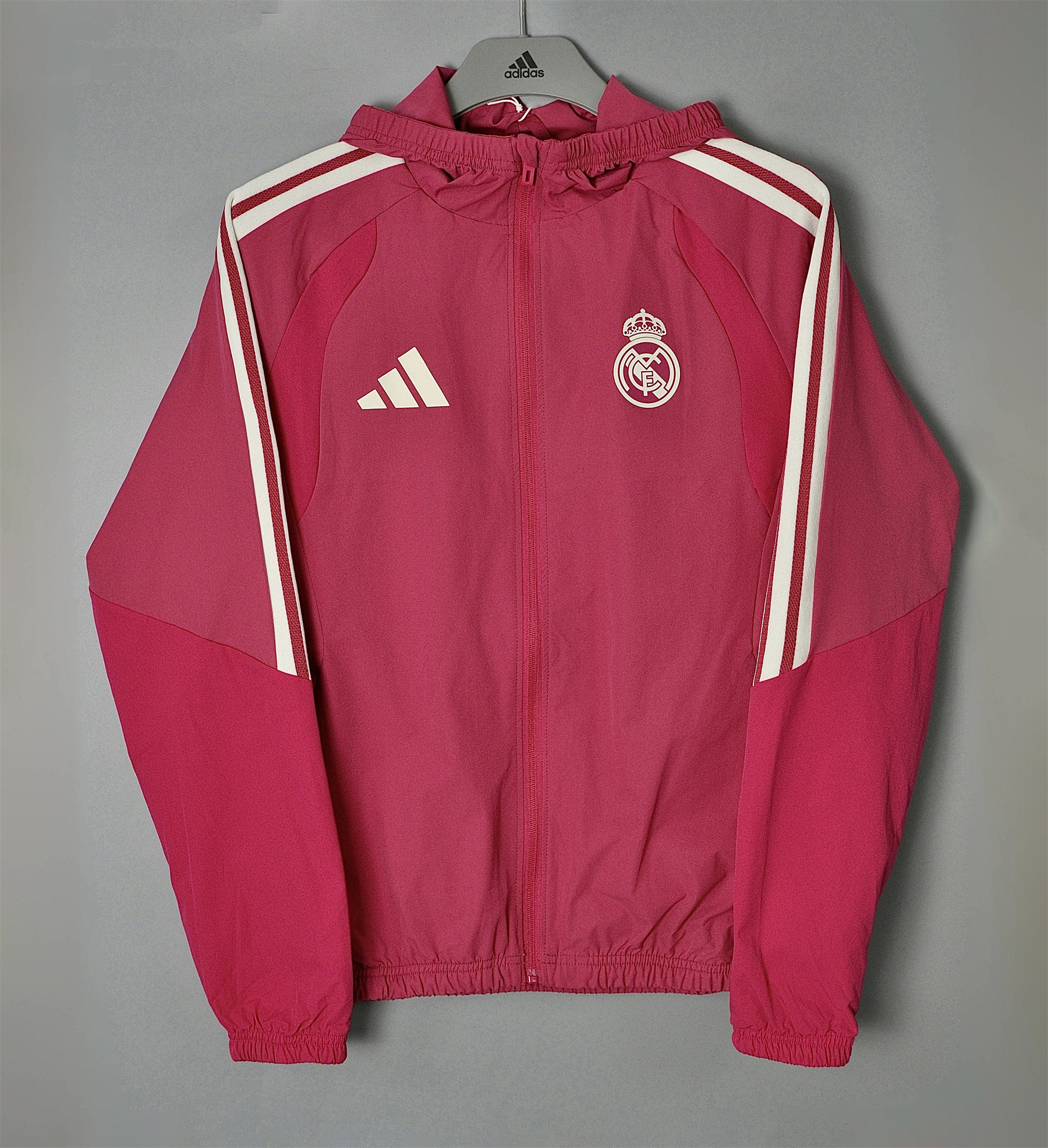 2026 2027 Real Madrid  windbreaker Hooded jacket soccer jersey Rose-pink