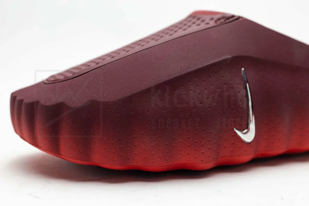 Godkiller Nike Mind 001 'Team Red'