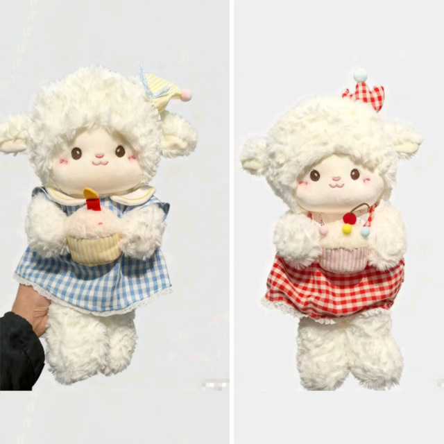 Size 2 Cake Lamb 60cm