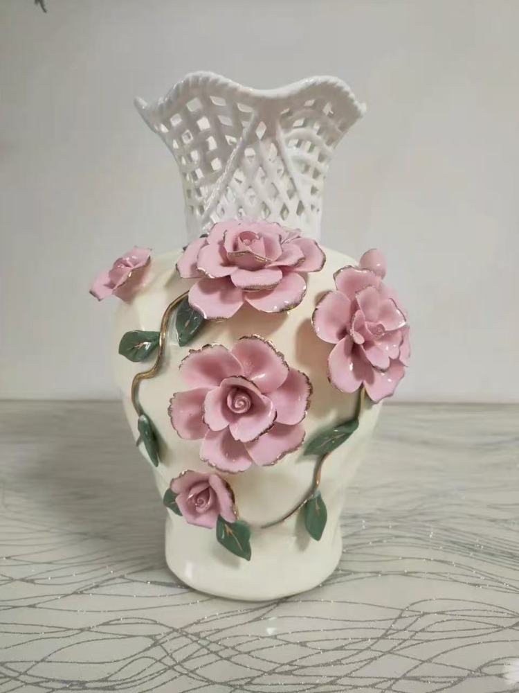 Ceramic small home decorations, ornaments, flower vases