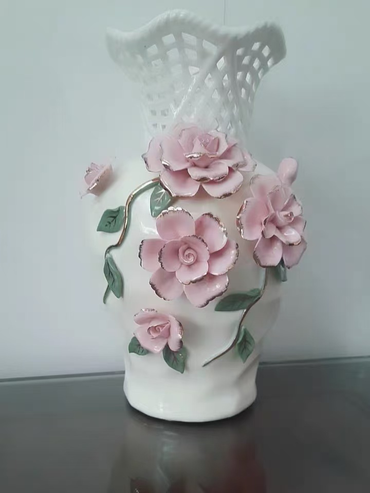 Ceramic small home decorations, ornaments, flower vases