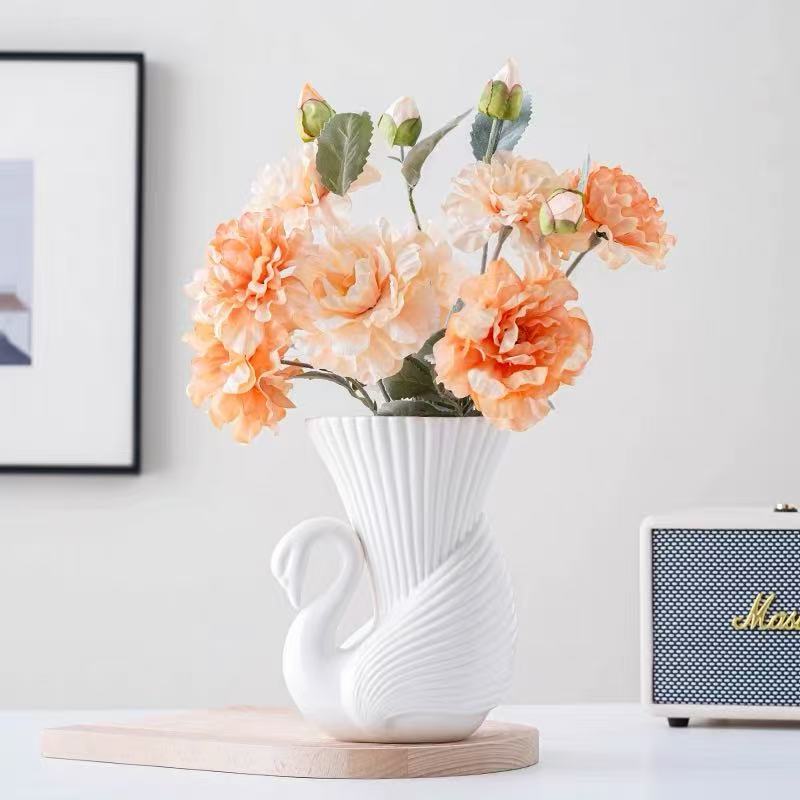Elegant Swan Faux Flower Vase / Light Luxury Home Floral Decor