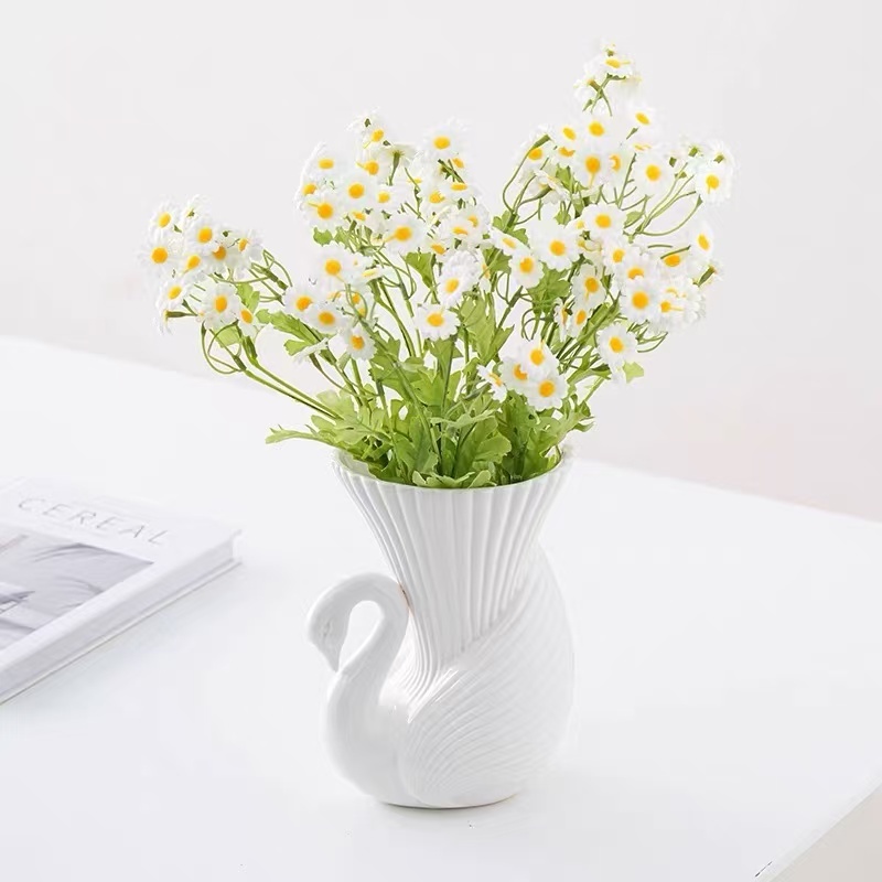 Elegant Swan Faux Flower Vase / Light Luxury Home Floral Decor