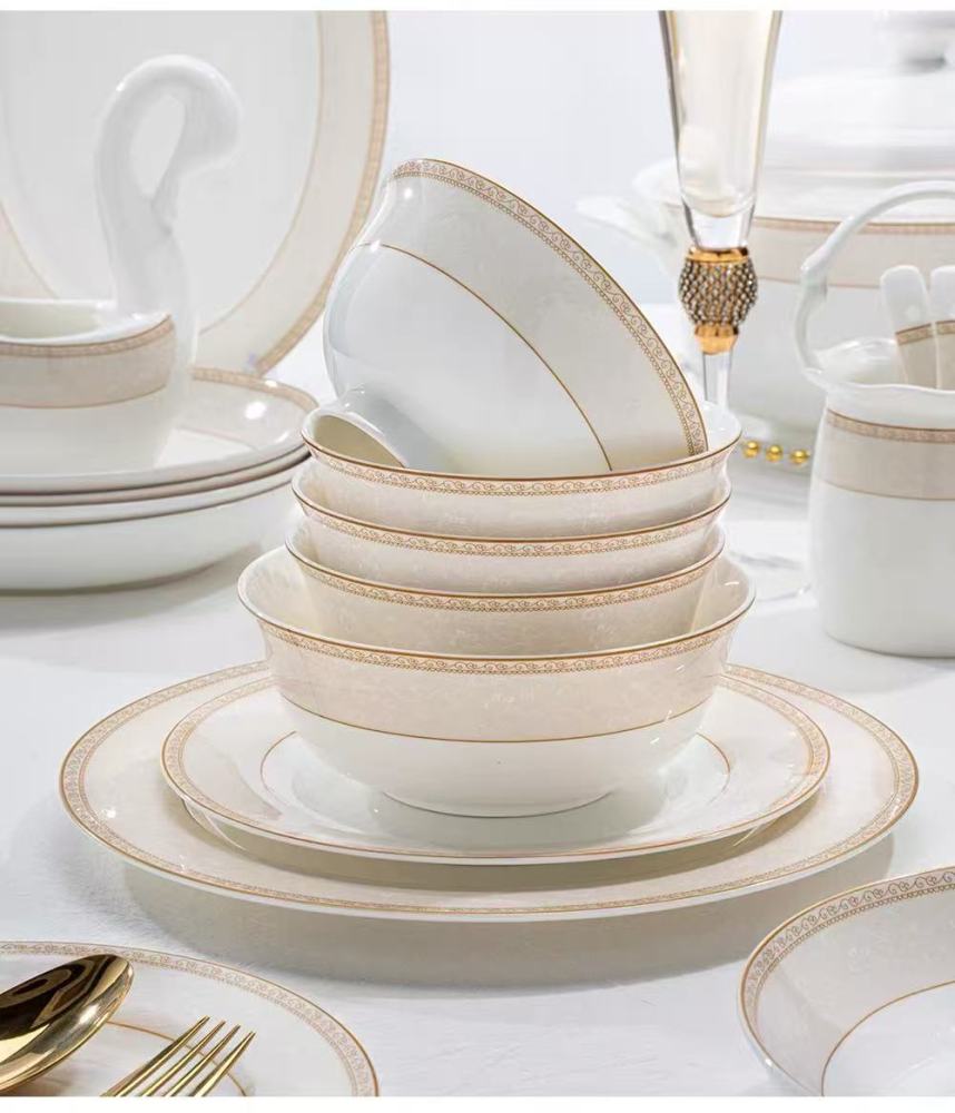 Ceramic Dinnerware Set Bone China Tableware Dishes Plates Ceramic Combination Dinner Service Set Porcelaine Service for 10 (30 Pieces)