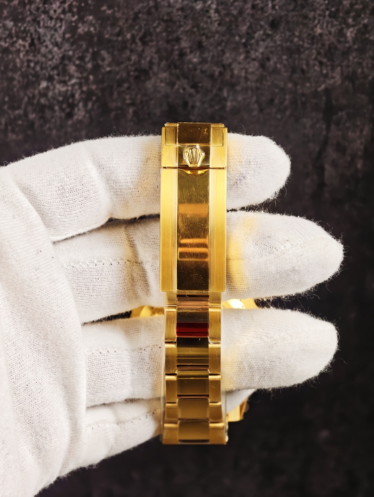 VSF Submariner Date 126618LN Black Dial Gold