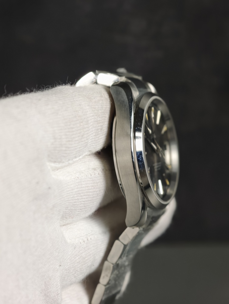 Omega VSF Aqua Terra Dark Green Dial