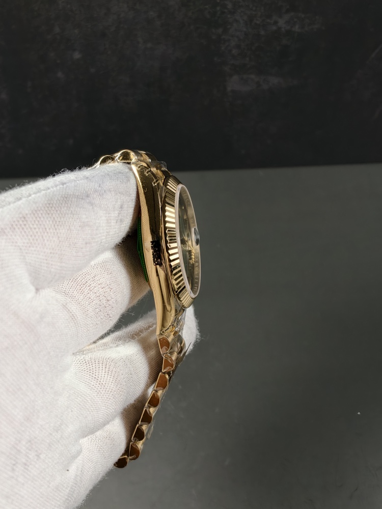RGF Day-Date 40 Yellow Gold Green Ombre Dial