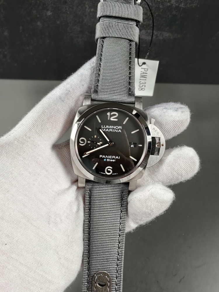 VSF Panerai Submersible PAM1358