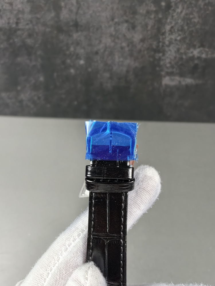 F1 Cartier Tank Medium Black Dial
