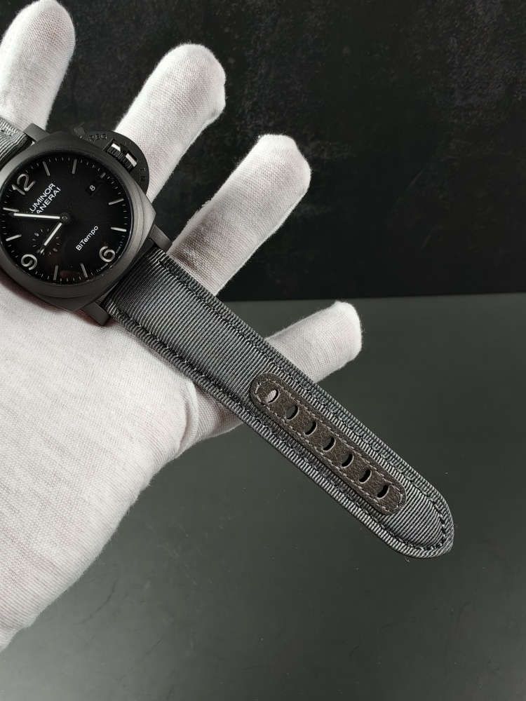 VSF Panerai Submersible PAM1467