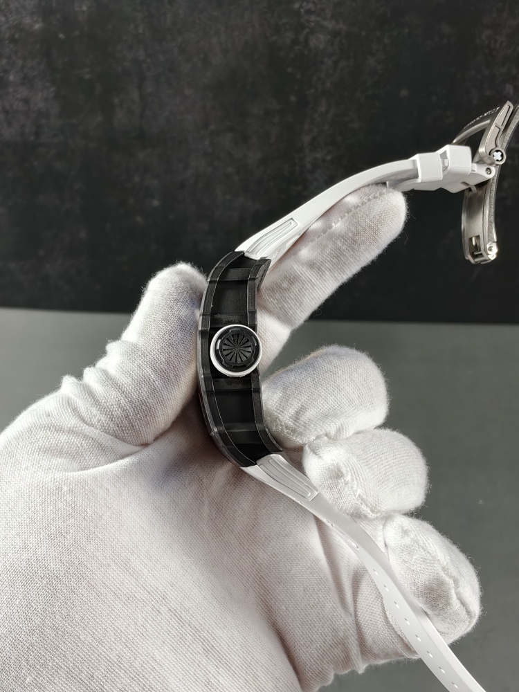 Richard Mille APSF Free-Sprung RM 35-02 White Strap Edition