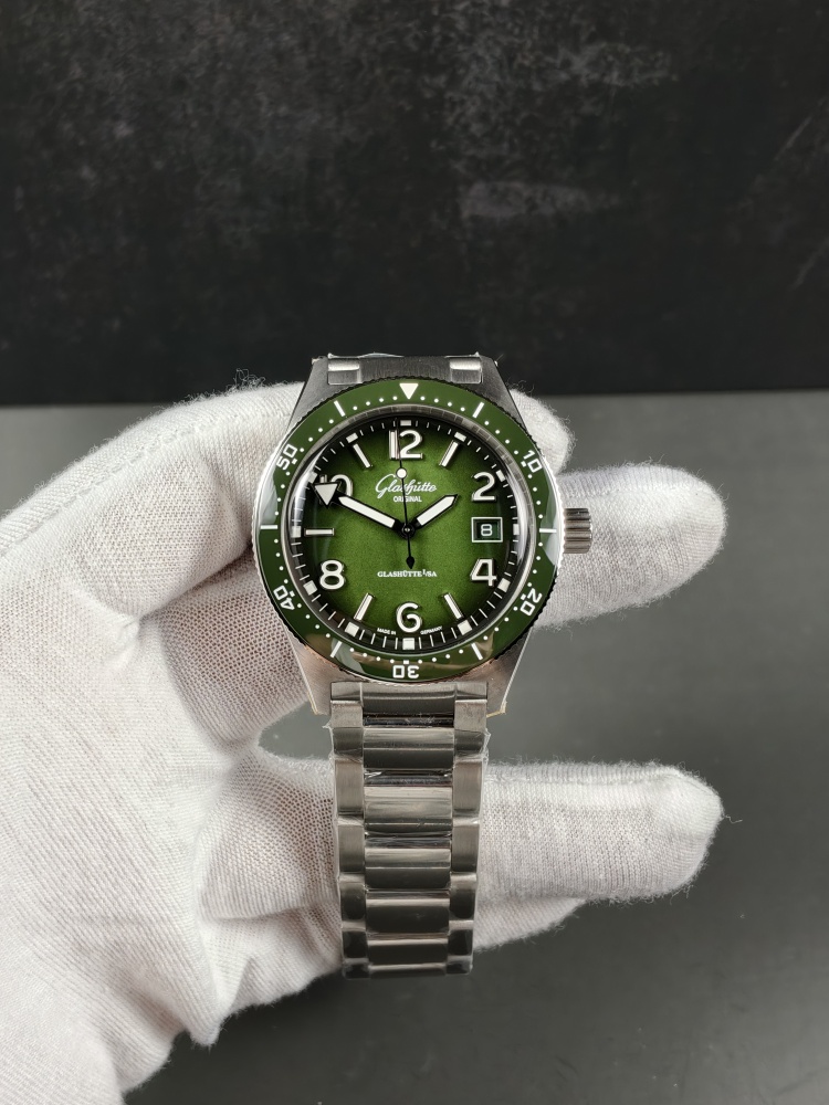 Glashütte Original RXW SeaQ Green SW200