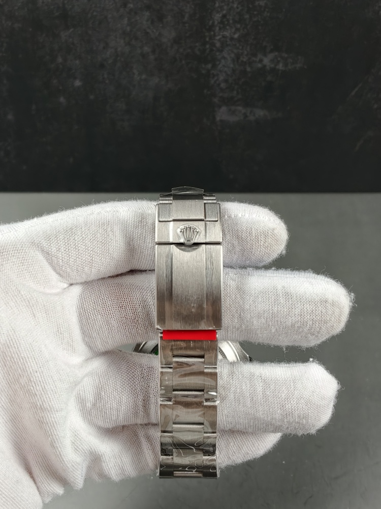VF Yacht-Master 42 Titanium