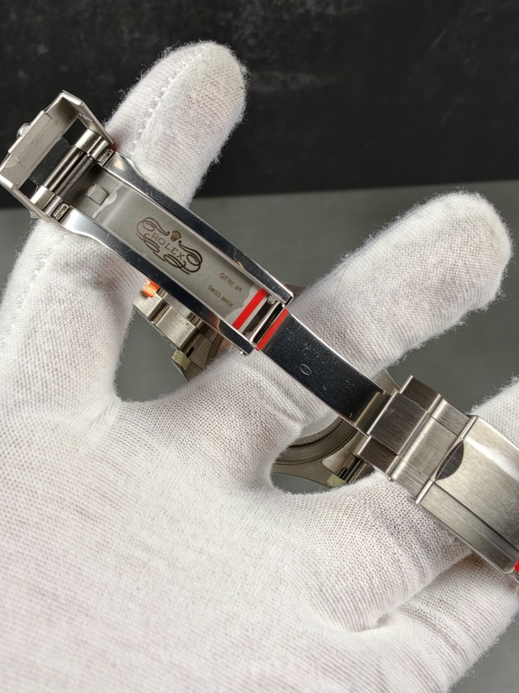 VF Yacht-Master 42 Titanium