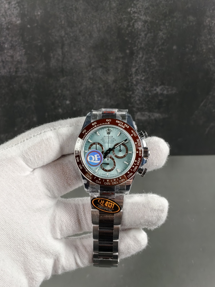 QF V13 Platinum Daytona Ice Blue Dial | 40mm | Free-Sprung 4131 Movement