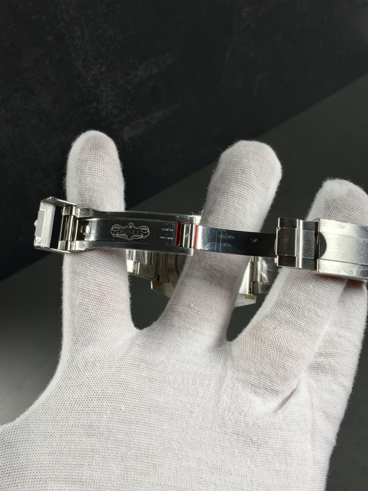 VSF Hulk 116610LV | 40mm | DD3135 Movement