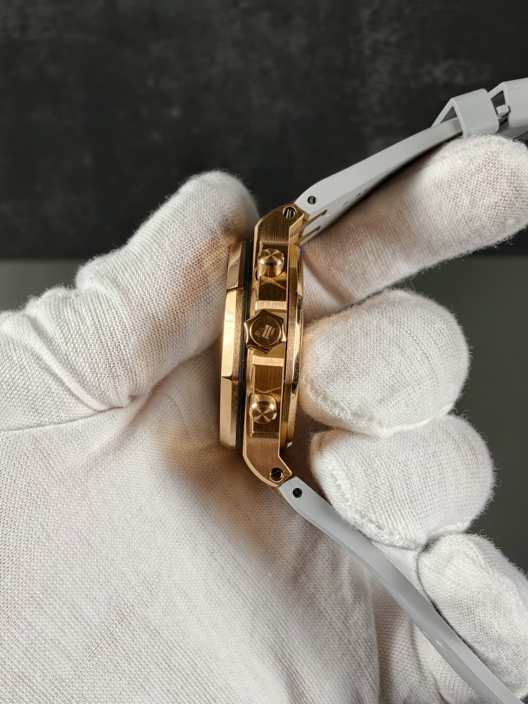 APSF Royal Oak Offshore Lady 26231OR Rose Gold Diamond Bezel Silver Dial | 37mm | Quartz Movement