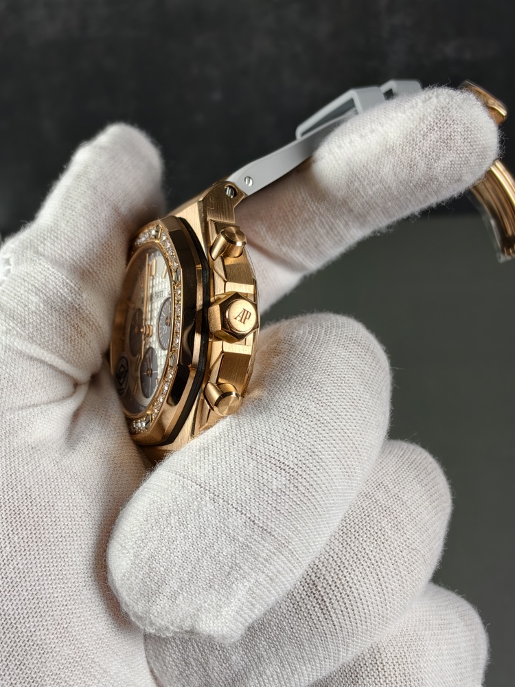 APSF Royal Oak Offshore Lady 26231OR Rose Gold Diamond Bezel Silver Dial | 37mm | Quartz Movement