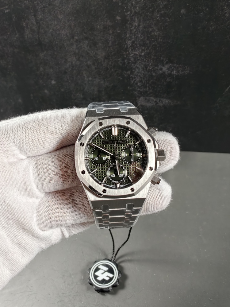 ZF Free-Sprung Royal Oak Chronograph 26240 Green Dial | 41mm | Free-Sprung 4401 Super Clone Movement
