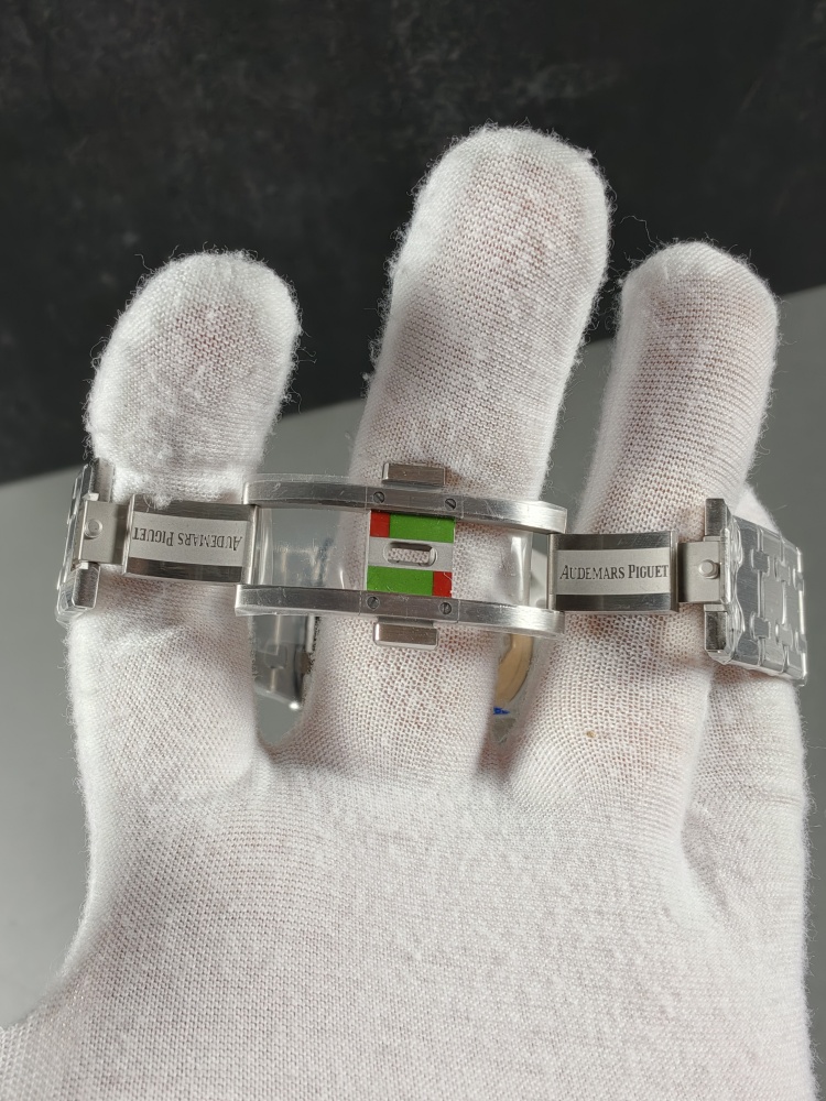 ZF Free-Sprung Royal Oak Chronograph 26240 Green Dial | 41mm | Free-Sprung 4401 Super Clone Movement