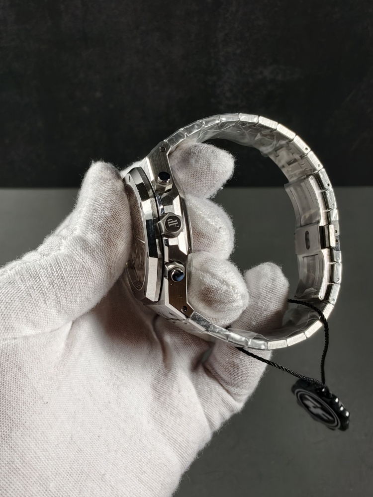 ZF Free-Sprung Royal Oak Chronograph 26240 White Dial | 41mm | Free-Sprung 4401 Super Clone Movement
