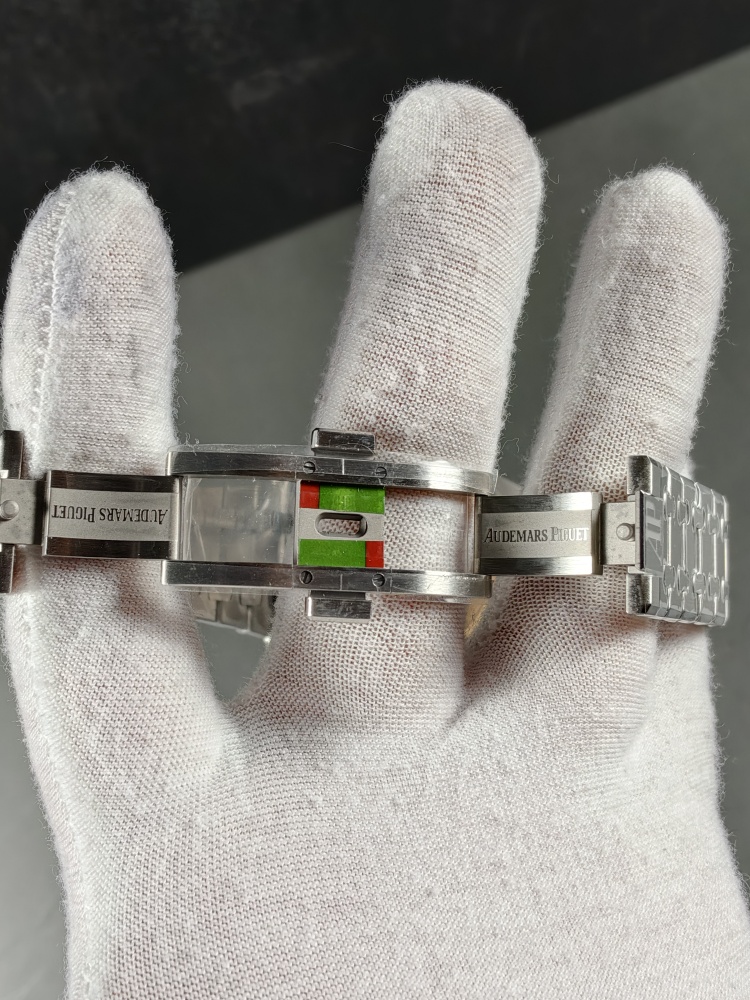 ZF Free-Sprung Royal Oak Chronograph 26240 White Dial | 41mm | Free-Sprung 4401 Super Clone Movement