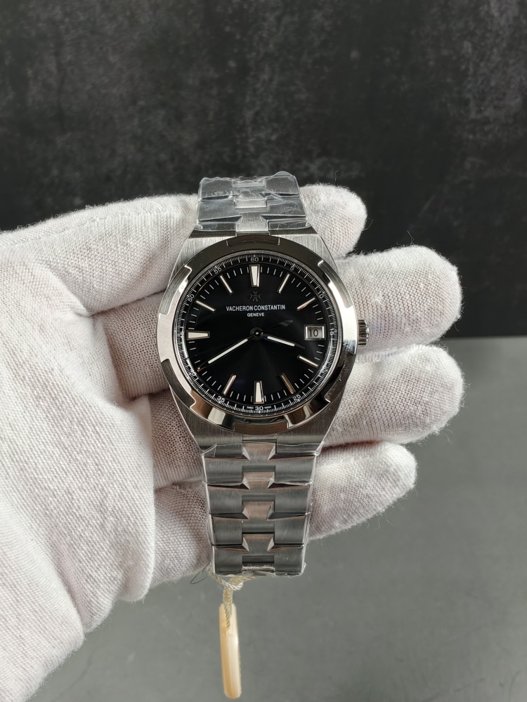 PPF Overseas 4500V Black Dial | 41mm | Clone 5100 Automatic Movement