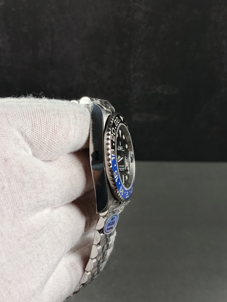 RICH Batgirl 126710BLNR | 40mm | JH3285 Free-Sprung Movement