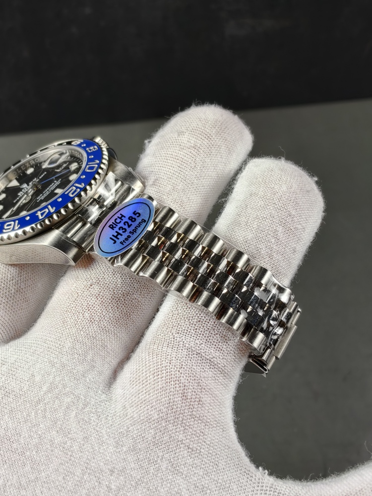 RICH Batgirl 126710BLNR | 40mm | JH3285 Free-Sprung Movement