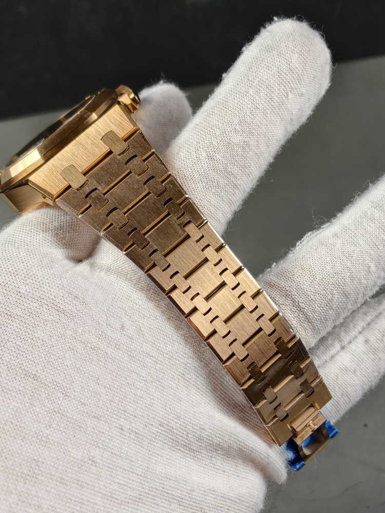 APSF V2 Free-Sprung Royal Oak Chronograph 26240OR Rose Gold Blue Dial | 41mm | SA4401 Free-Sprung Super Clone Movement