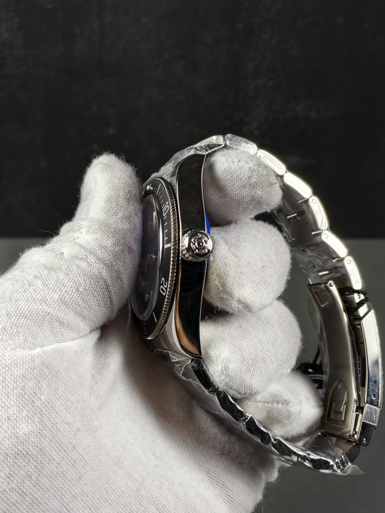 ZF Black Bay 79230B Blue Bezel Black Dial | 41mm | A2824 Automatic Movement