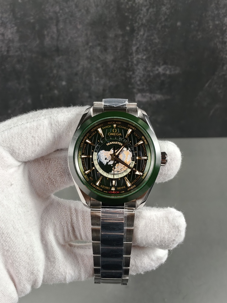 VSF Seamaster Aqua Terra Worldtimer Green Dial | 43mm | VS8938 Super Clone Movement