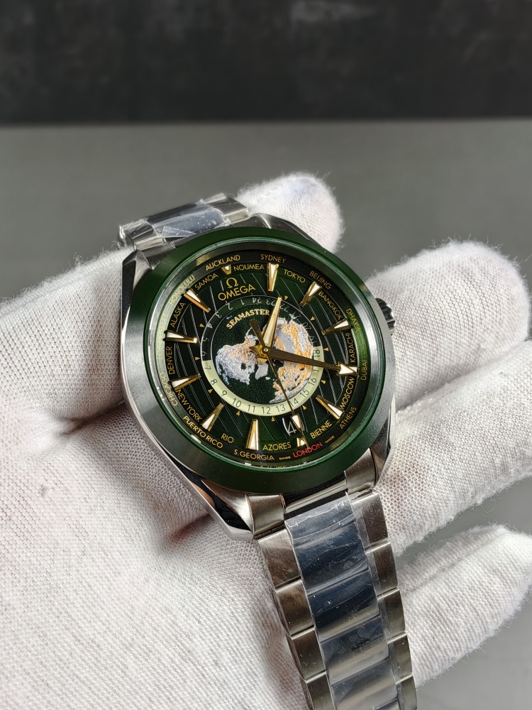 VSF Seamaster Aqua Terra Worldtimer Green Dial | 43mm | VS8938 Super Clone Movement