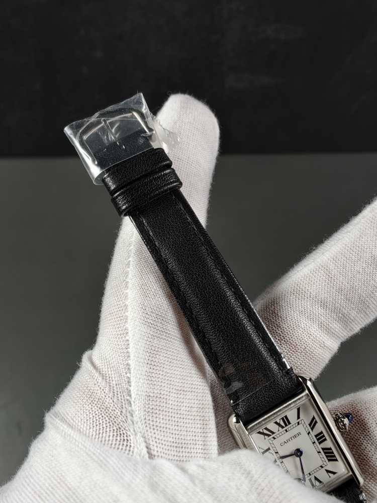 AF Tank de Cartier Small Model | Black Leather Strap | Swiss Quartz Movement