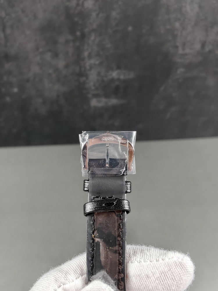 AF Ronde de Cartier Small Model | Black Leather Strap | Swiss Quartz Movement